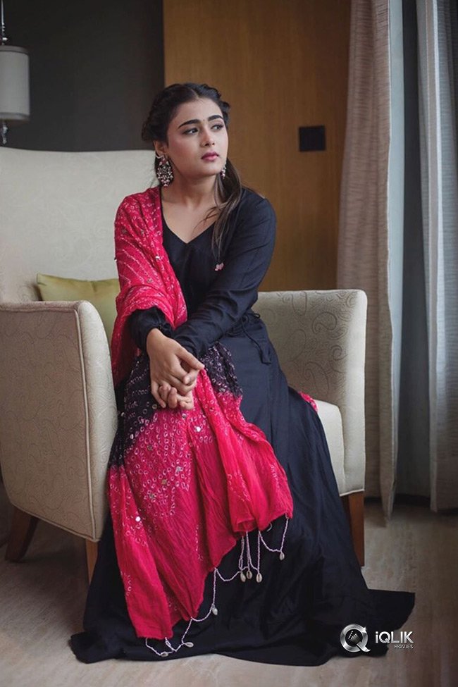 Shalini-Pandey